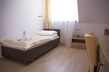 Budget Single Room