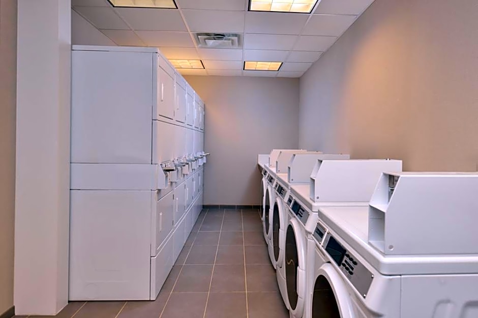 Residence Inn by Marriott Cedar Rapids South
