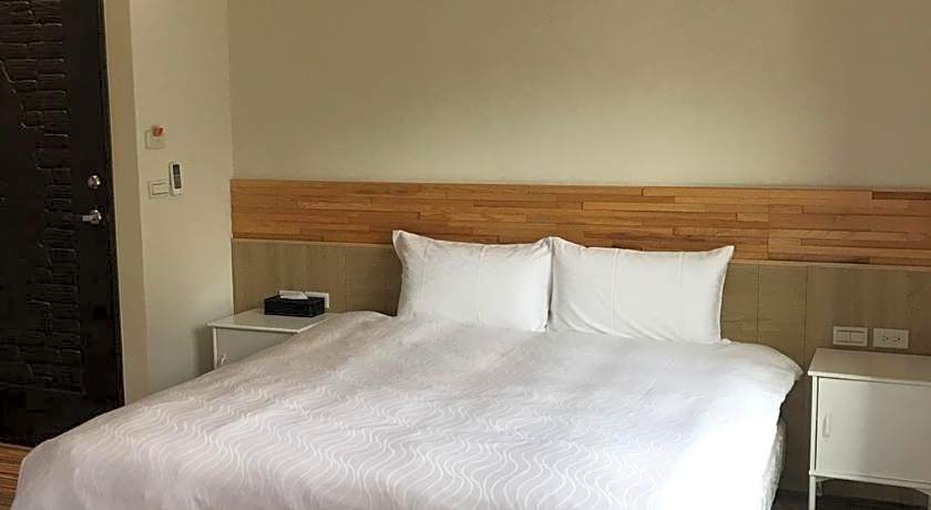 Ruo Shui Hotspring Hotel