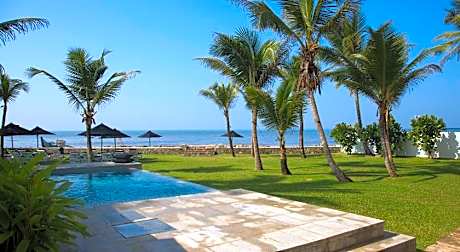 Arabella on Boossa Private Hotel