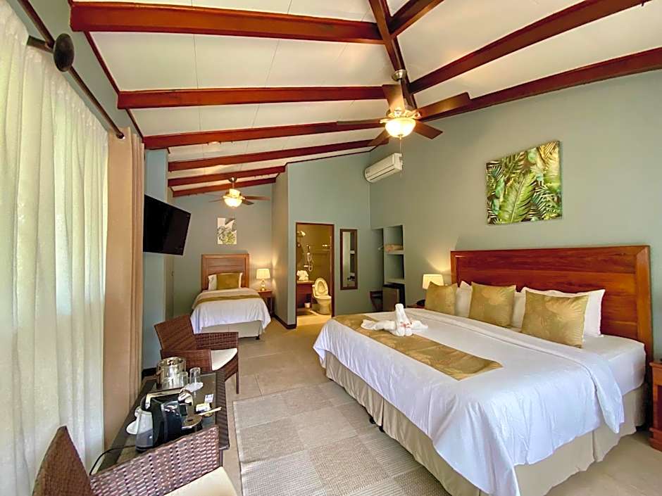 Hotel Playa Espadilla