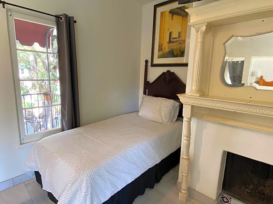 Villa Rosa Inn
