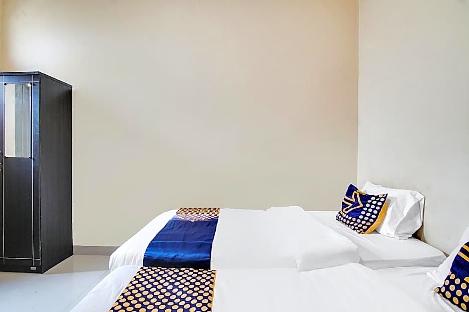 SPOT ON 91772 Nisrina Homestay Syariah