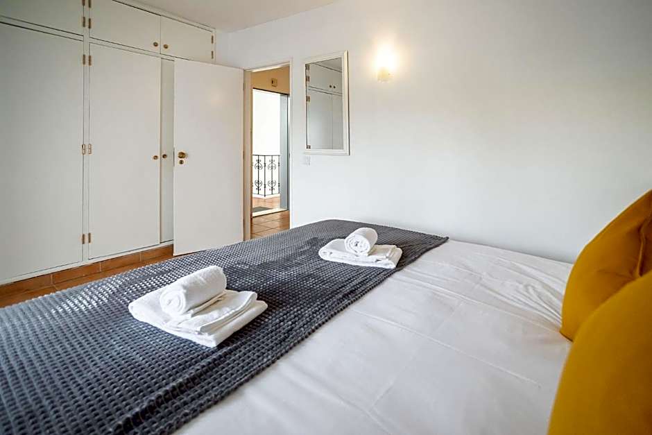 Oura Parque Apartamentos Turisticos