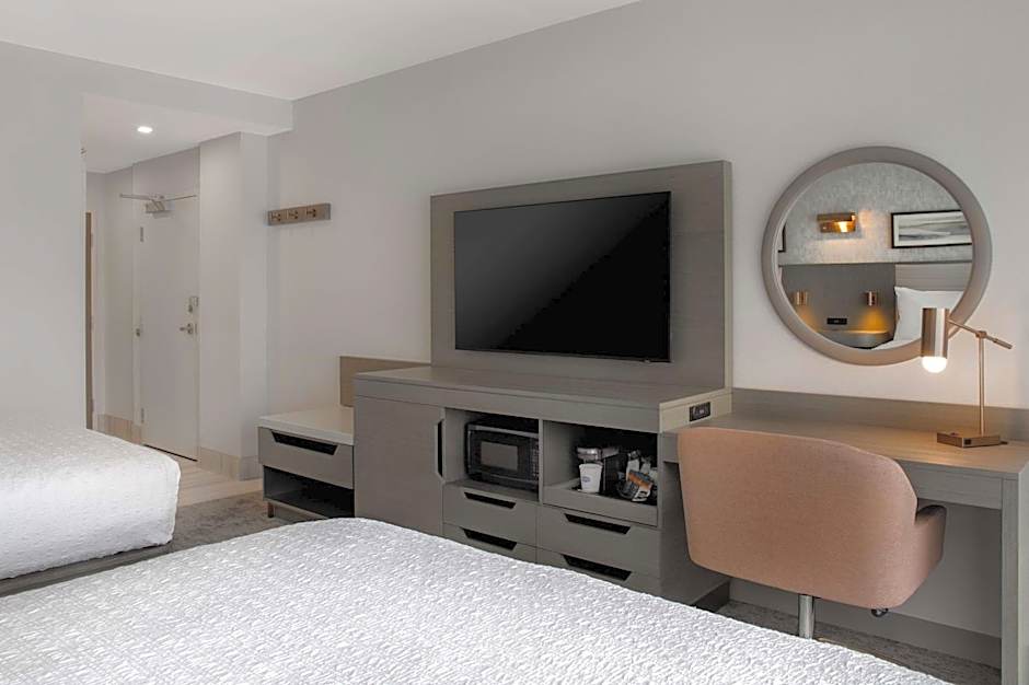 Hampton Inn By Hilton Winnipeg Downtown