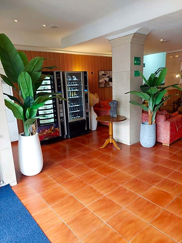 Hotel Canciller - Ex Hotel Presidente