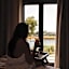Medusa Luxury Suites