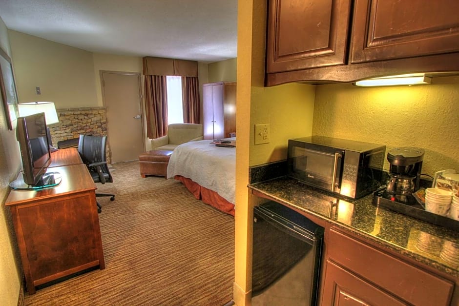 Hampton Inn By Hilton Gatlinburg