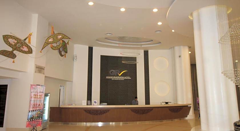 Grand Riverview Hotel