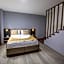 Elanis Suites
