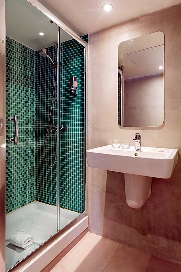 Hotel Ohm by HappyCulture