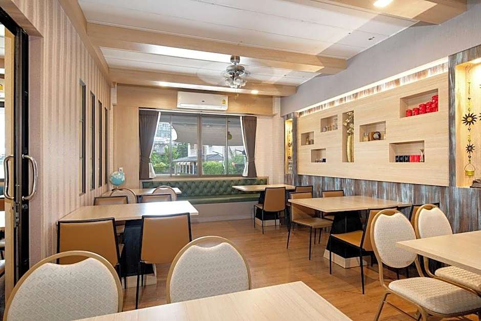 P Park Residence Charansanitwong