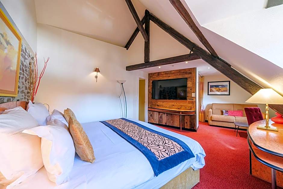 Photo 1 of 5 of Junior Suite