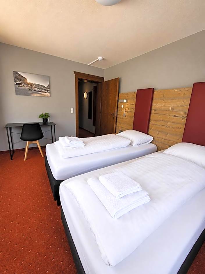 Hotel Buckelhof - See - 20 min from Ischgl - Free Liftpass Summer