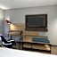 Tru by Hilton Manteca