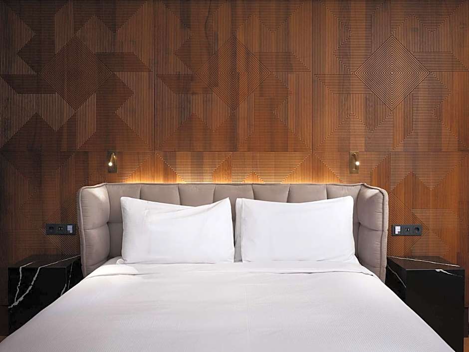 Iceland Parliament Hotel, Curio Collection by Hilton