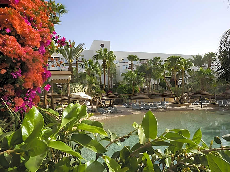 Isrotel Royal Garden All Suites Hotel