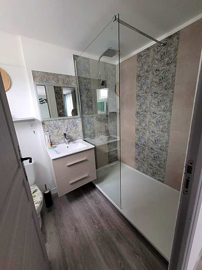 Maison d'hôtes "At'Home"