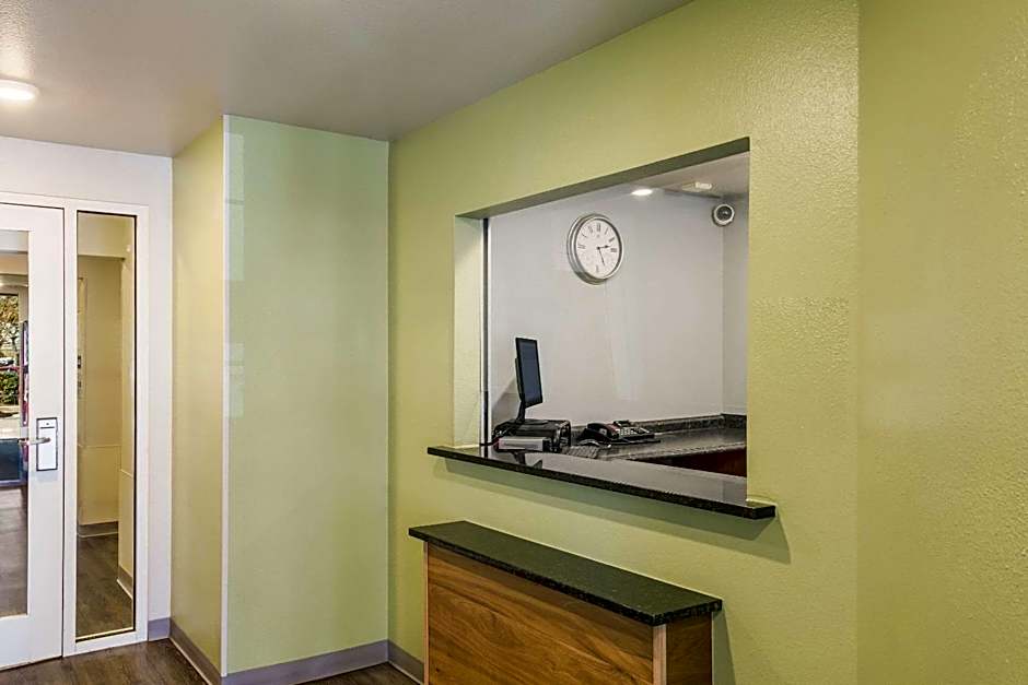 WoodSpring Suites Houston La Porte