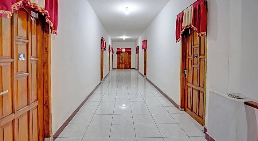 Collection O 92897 Hotel Intan Near Kantor Syahbandar Bawean