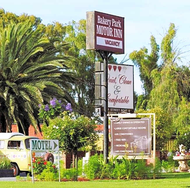 Bakery Park Motor Inn