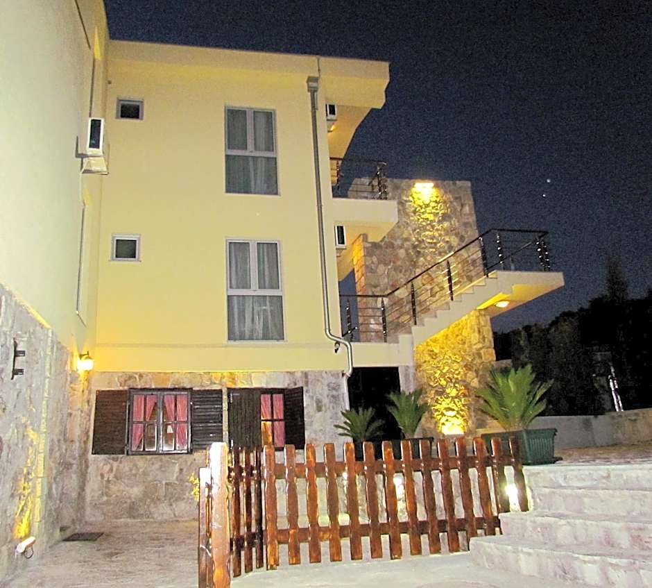 Hotel Crnogorska Kuca