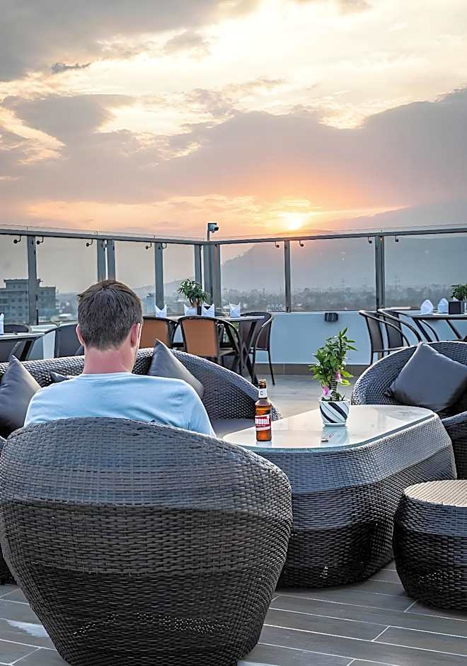 The Square Kampot Hotel