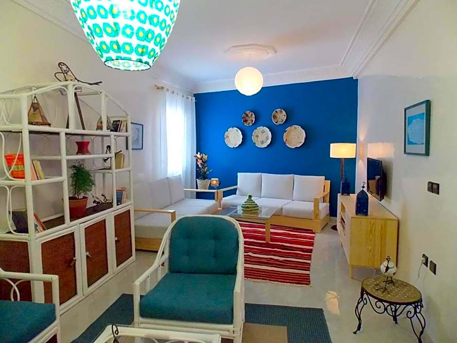 Art Riad Au Bord De La Mer