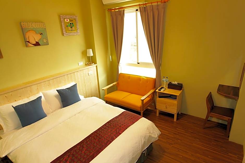 輕旅小站 Soft Travel Hostel
