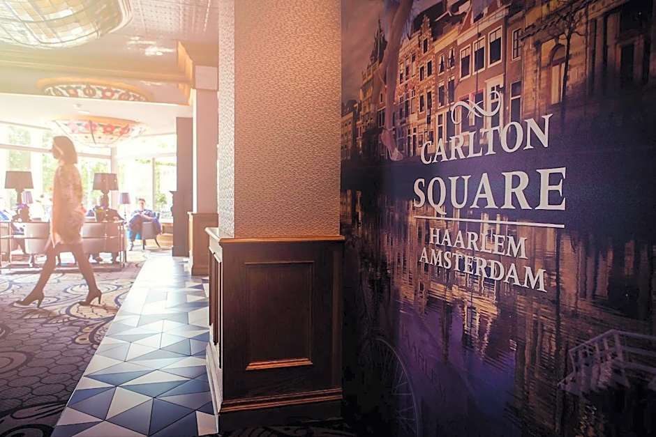 Carlton Square Hotel