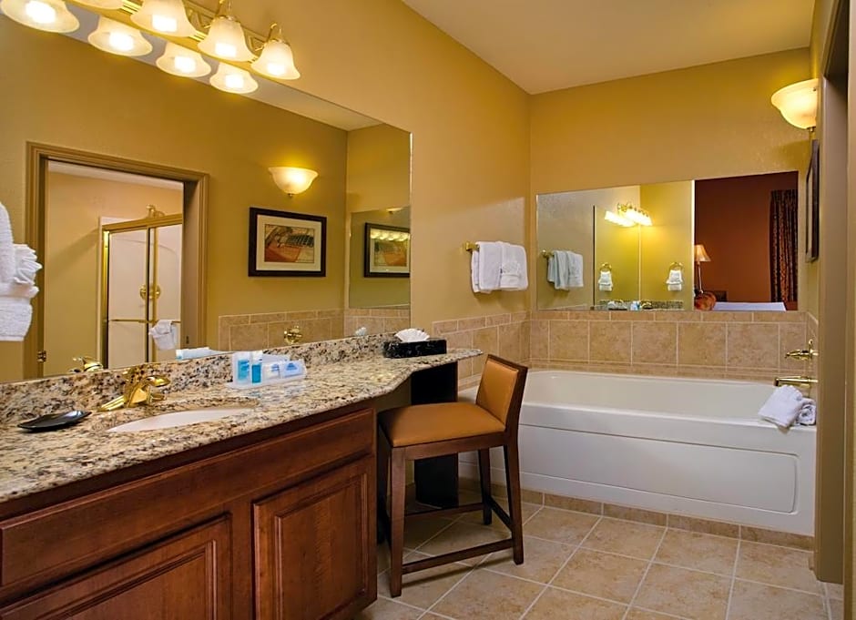 Photo 1 of 5 of Deluxe 1 Bedroom Suite