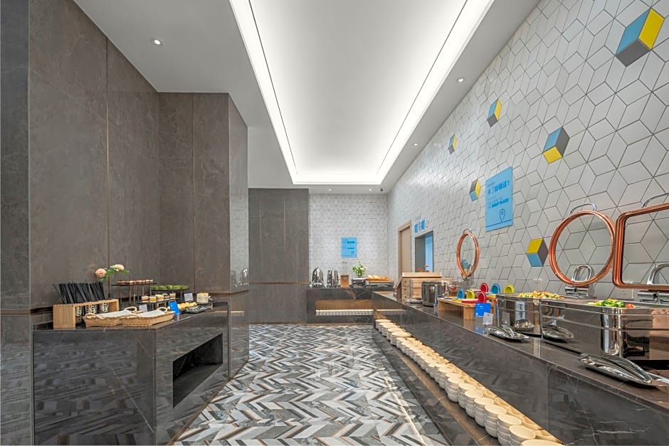 Holiday Inn Express Nanchang Bayi Square By IHG