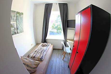 Economy Single Room