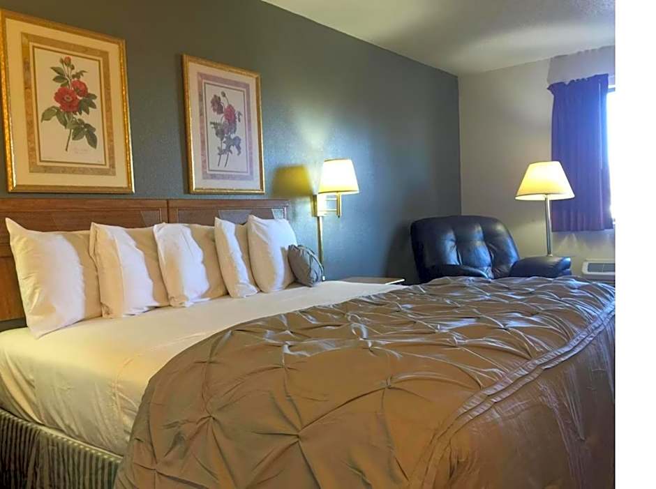 Amerihost Inn & Suites - Mexico