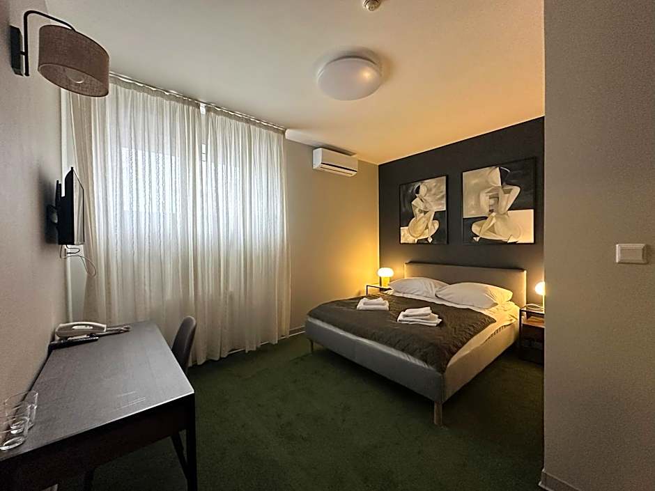 Centrum Konferencyjno-Apartamentowe Mrówka