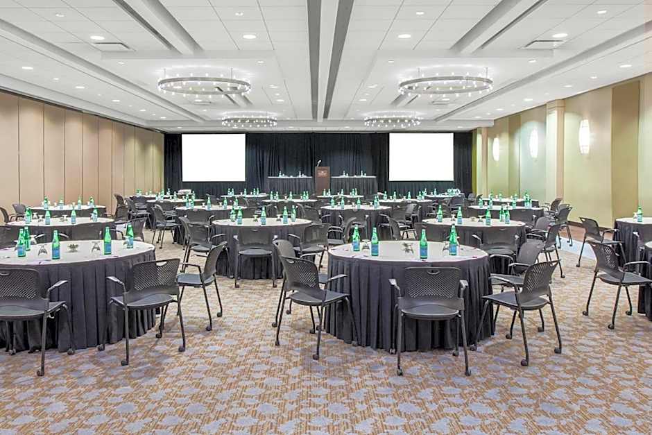 Crowne Plaza Chicago OHare Hotel & Conference Center By IHG