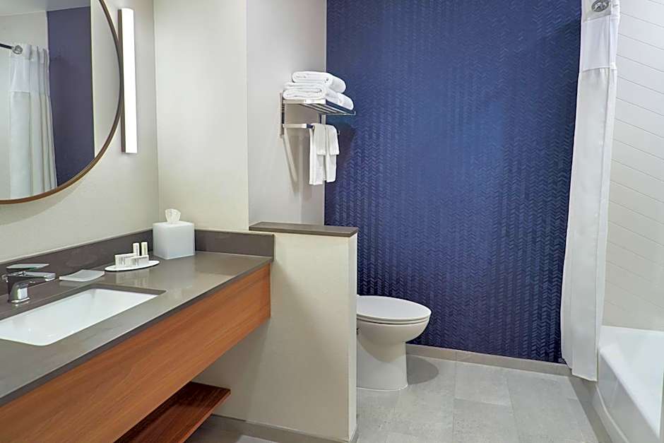 Fairfield Inn & Suites by Marriott Athens-University Area