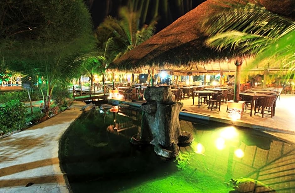 Crocobeach Hotel