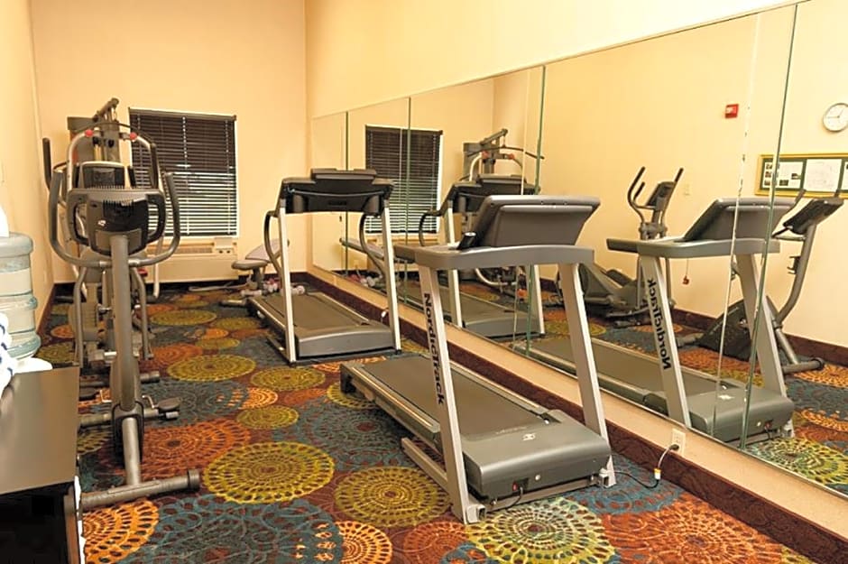 Holiday Inn Express Hotel & Suites Bloomington-Normal University Area, an IHG Hotel