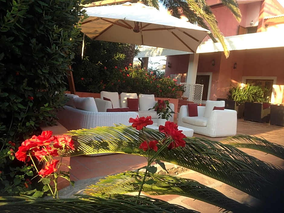 Cala Rosa Club Hotel