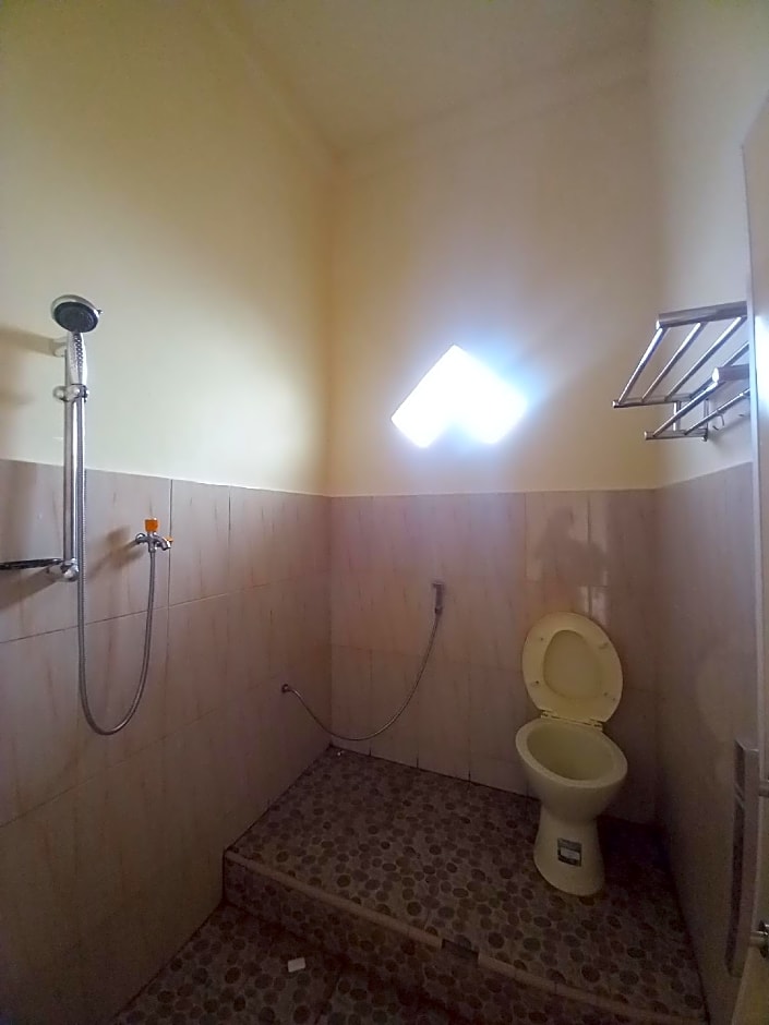 OYO 90731 E-kreasi Home