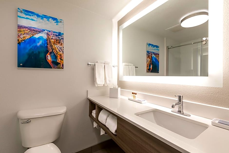 Wingate Augusta Washington Road by Wyndham - Newly Renovated