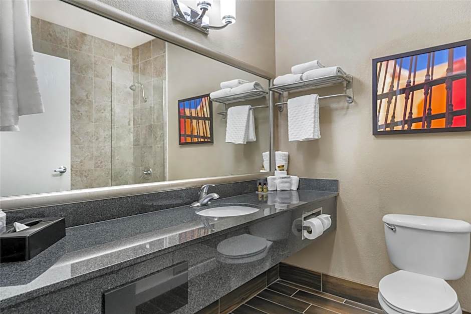 Best Western Plus Winslow Inn