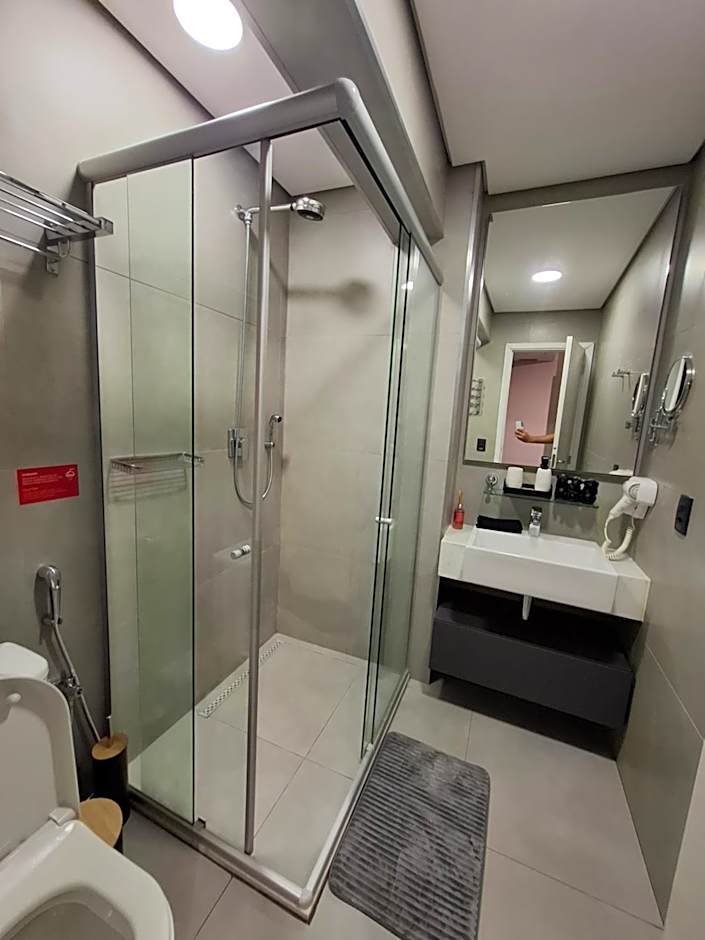 AlphaStay by Alpha - StayService