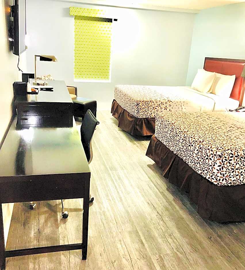 Montgomery Inn & Suites