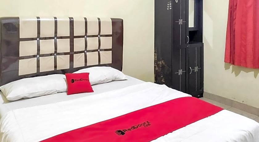 OYO 1804 Guest House Oema'h Opa