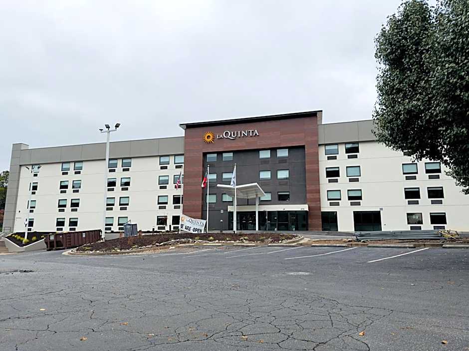 La Quinta Inn & Suites by Wyndham Atlanta Roswell