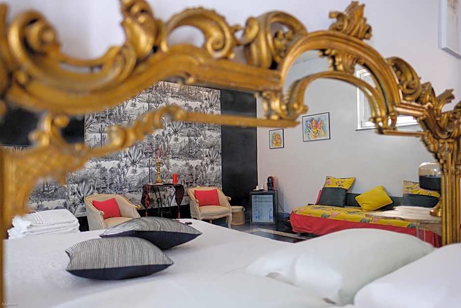 SEKELES Suites