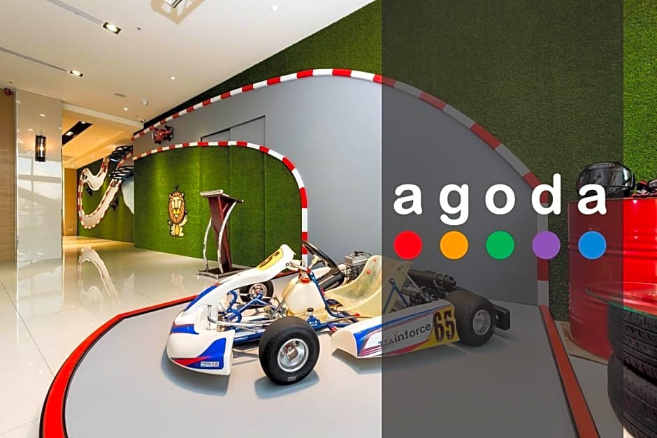 Holiday Garden Hotel SKM Park