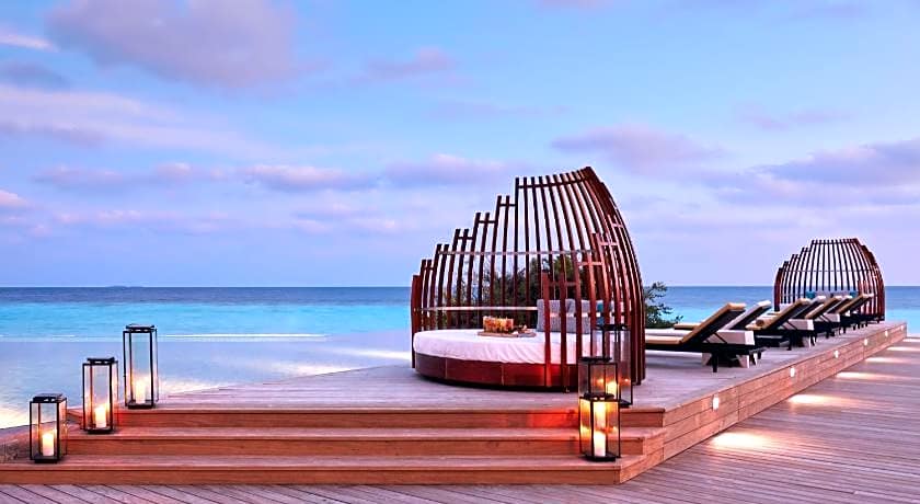 NH Collection Maldives Havodda Resort